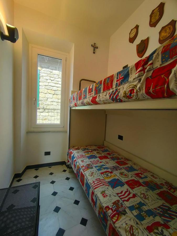 Byron Guest House Porto Venere Esterno foto