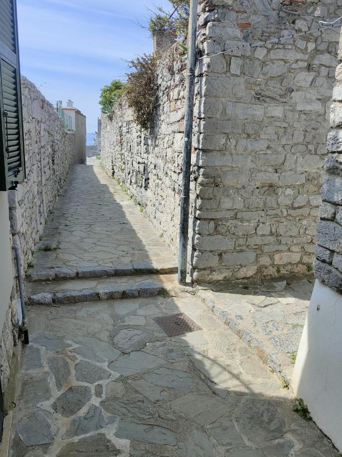 Byron Guest House Porto Venere Esterno foto
